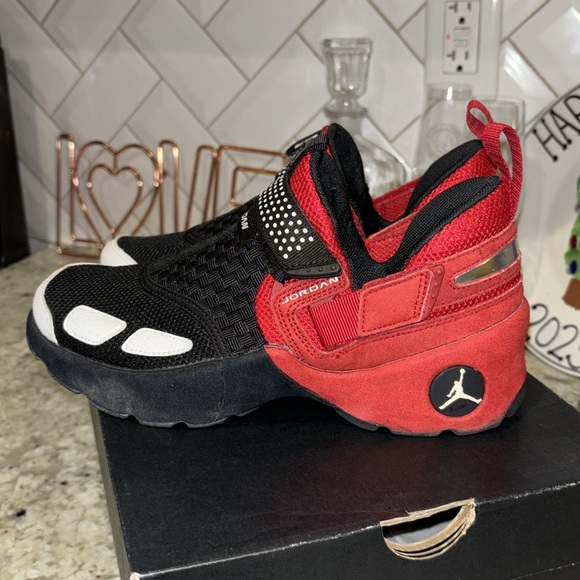 Jordan Trunner LX OG BG - Picture 2 of 6